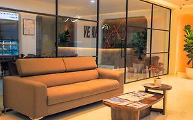 Rhyme Hotel - Hitech City